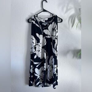 Tommy Bahama Black and White Floral Maxi Dress - Large